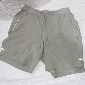 LTT License To Train 7” LL shorts